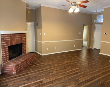 2212 Heatherton Place - Photo Thumbnail 3