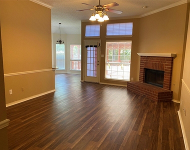 2212 Heatherton Place - Photo Thumbnail 2