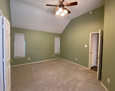 2212 Heatherton Place - Photo Thumbnail 19