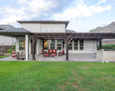 10081 Oxbow Avenue - Photo Thumbnail 22