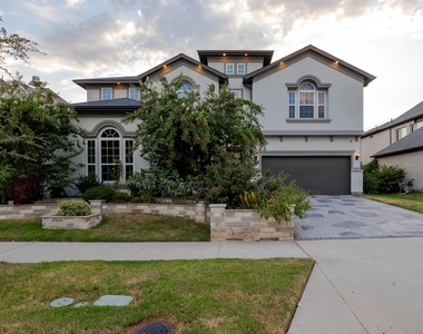10081 Oxbow Avenue - Photo Thumbnail 1