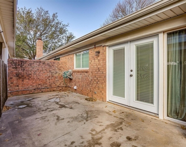 4409 Altamesa Boulevard - Photo Thumbnail 22