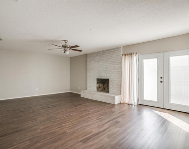 4409 Altamesa Boulevard - Photo Thumbnail 5