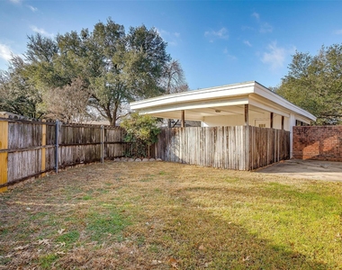 4409 Altamesa Boulevard - Photo Thumbnail 21