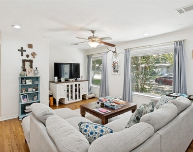 4017 Beechwood Lane - Photo Thumbnail 1