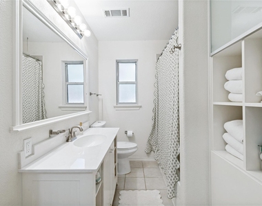 4017 Beechwood Lane - Photo Thumbnail 13