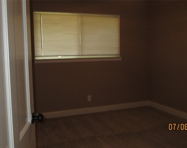 13223 Kit Lane - Photo Thumbnail 28