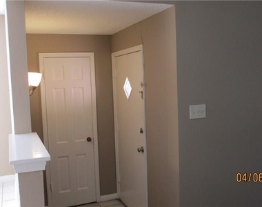 13223 Kit Lane - Photo Thumbnail 3