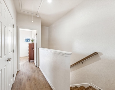 1111 W Vanderbilt - Photo Thumbnail 11