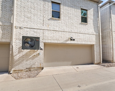 1920 Bel Air Drive - Photo Thumbnail 19