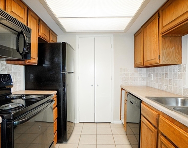 1220 Signal Ridge Place - Photo Thumbnail 7
