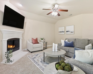 609 Racine Drive - Photo Thumbnail 13