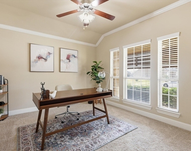 609 Racine Drive - Photo Thumbnail 4