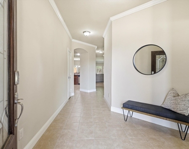 609 Racine Drive - Photo Thumbnail 3