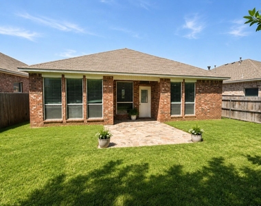 4024 Claymore Lane - Photo Thumbnail 13