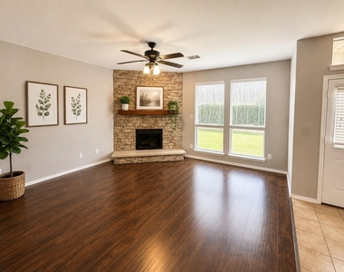 4024 Claymore Lane - Photo Thumbnail 5