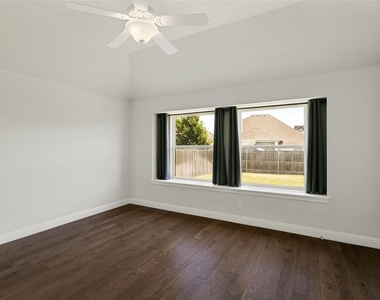 817 Highlands Avenue - Photo Thumbnail 10