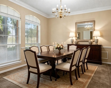 528 Blackfield Drive - Photo Thumbnail 6