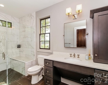 17120 Belle Isle Drive - Photo Thumbnail 9