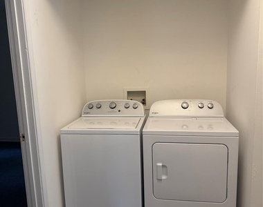 1208 W Walnut Avenue - Photo Thumbnail 10