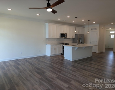 6324 Keeton Lane - Photo Thumbnail 4