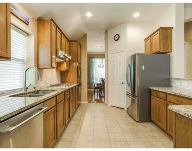 8447 Firewheel Lane - Photo Thumbnail 9