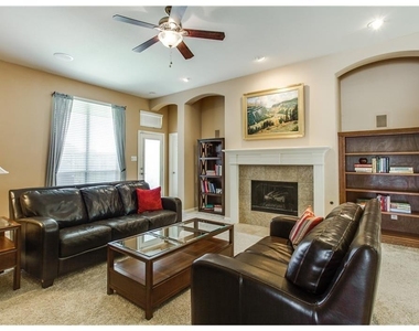 8447 Firewheel Lane - Photo Thumbnail 13