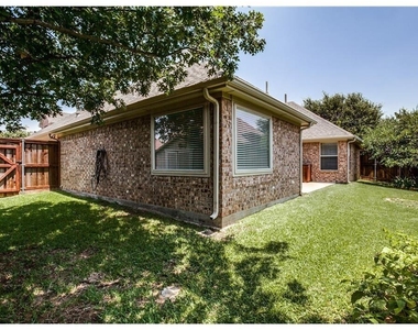 8447 Firewheel Lane - Photo Thumbnail 24