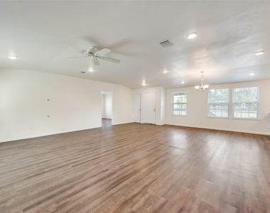 220 Ranch Road - Photo Thumbnail 5