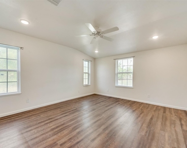 220 Ranch Road - Photo Thumbnail 9
