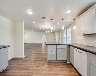220 Ranch Road - Photo Thumbnail 10