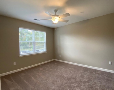 130 Water Drive - Photo Thumbnail 14