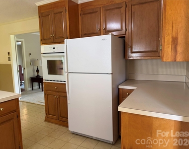 3427 N Nc 16 Business Highway - Photo Thumbnail 17