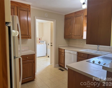 3427 N Nc 16 Business Highway - Photo Thumbnail 15