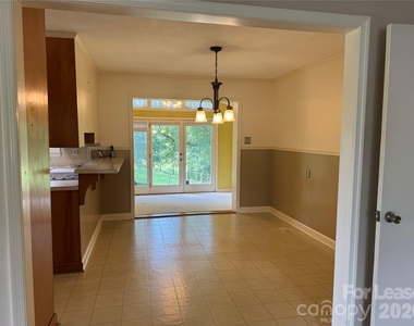 3427 N Nc 16 Business Highway - Photo Thumbnail 9