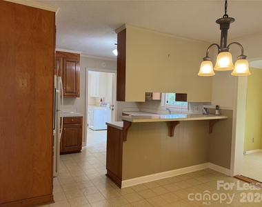 3427 N Nc 16 Business Highway - Photo Thumbnail 10
