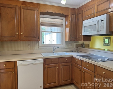 3427 N Nc 16 Business Highway - Photo Thumbnail 16