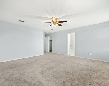 2601 Shorewood Drive - Photo Thumbnail 13