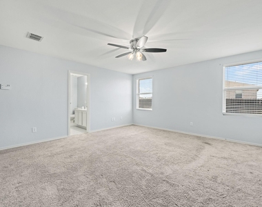 2601 Shorewood Drive - Photo Thumbnail 12