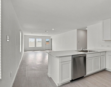 5319 Cinnamon Lane - Photo Thumbnail 4