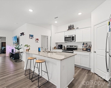 144 Babbling Brook Drive - Photo Thumbnail 5