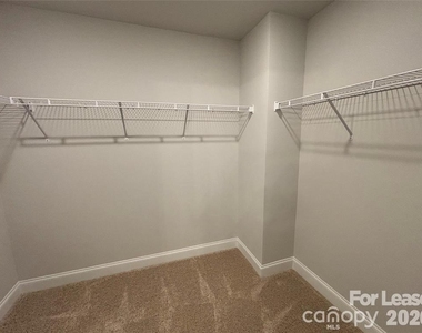 4026 Red Gate Avenue - Photo Thumbnail 8