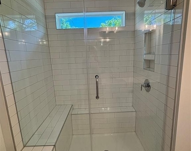 4026 Red Gate Avenue - Photo Thumbnail 7