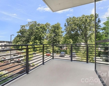 510 W Tremont Avenue - Photo Thumbnail 9
