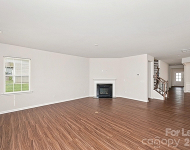 3024 Findley Road - Photo Thumbnail 2
