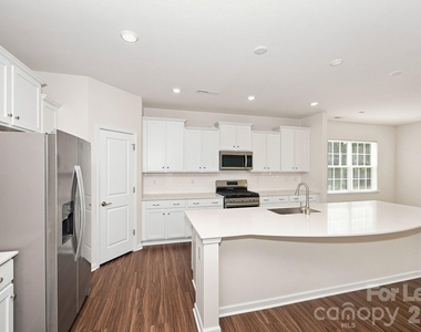 3024 Findley Road - Photo Thumbnail 6