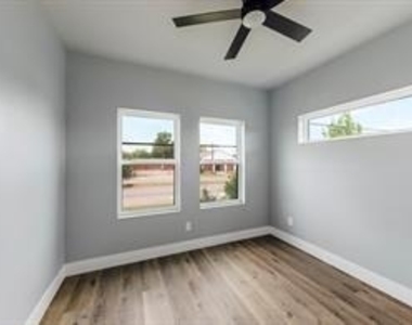 1115 E Oleander Street - Photo Thumbnail 18