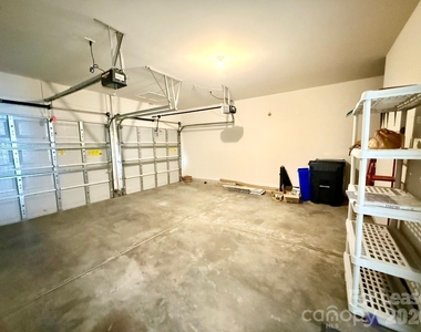 10212 Garmoyle Street - Photo Thumbnail 20
