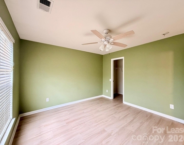 10212 Garmoyle Street - Photo Thumbnail 13