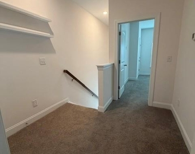 2125 24th Street Lane Se - Photo Thumbnail 15